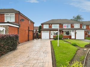 Front External- click for photo gallery